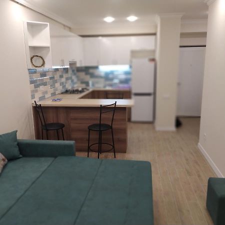 Apartment in Yerevan City Center, Pushkin Buitenkant foto