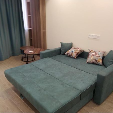 Apartment in Yerevan City Center, Pushkin Buitenkant foto
